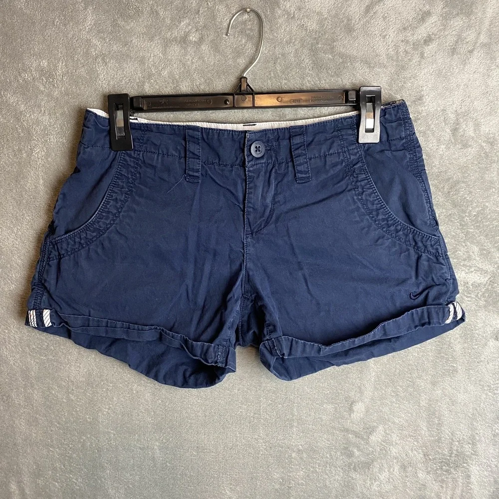 Nike Women's Shorts Size 4 Navy Casual Pockets